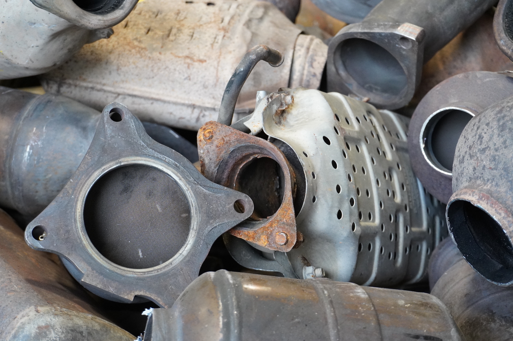 How We Determine Different Types of Catalytic Converters